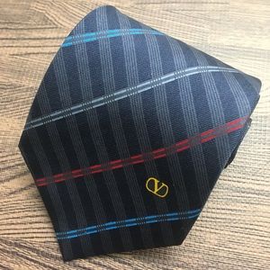 ✨ Men’s Valentino Vintage Plaid Tie✨